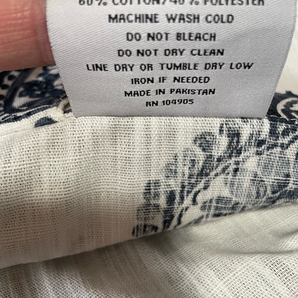 The Luxury Collection indigo and white chinoiserie medallions curtain panels - Picture 8 of 9